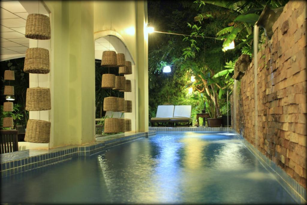 Forest King Hotel II Siem Reap Exteriör bild