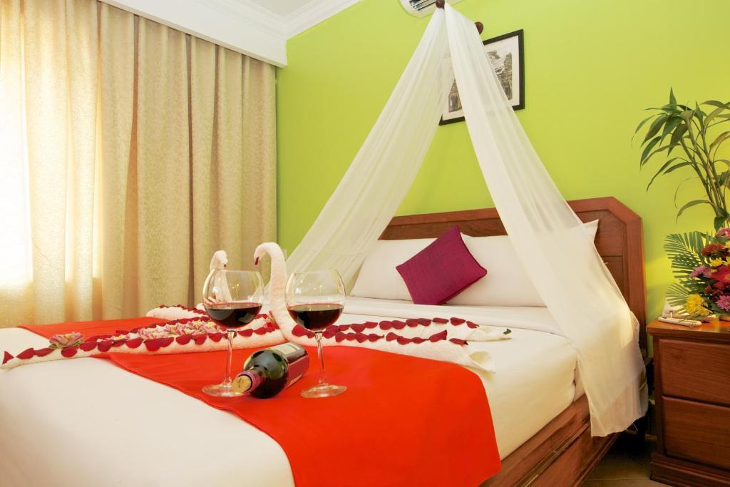 Forest King Hotel II Siem Reap Exteriör bild