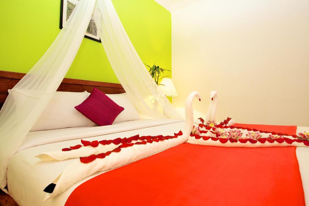 Forest King Hotel II Siem Reap Exteriör bild