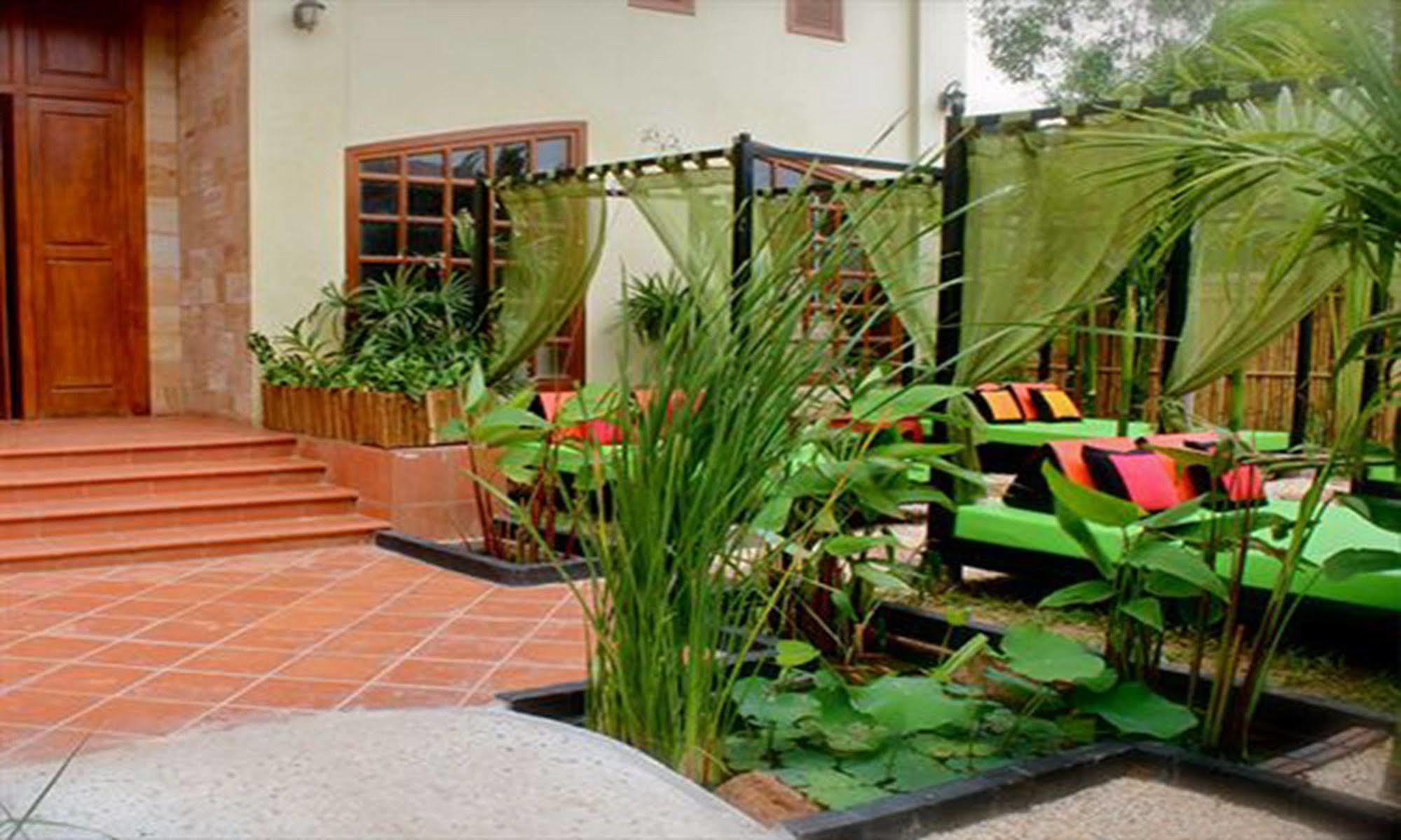 Forest King Hotel II Siem Reap Exteriör bild