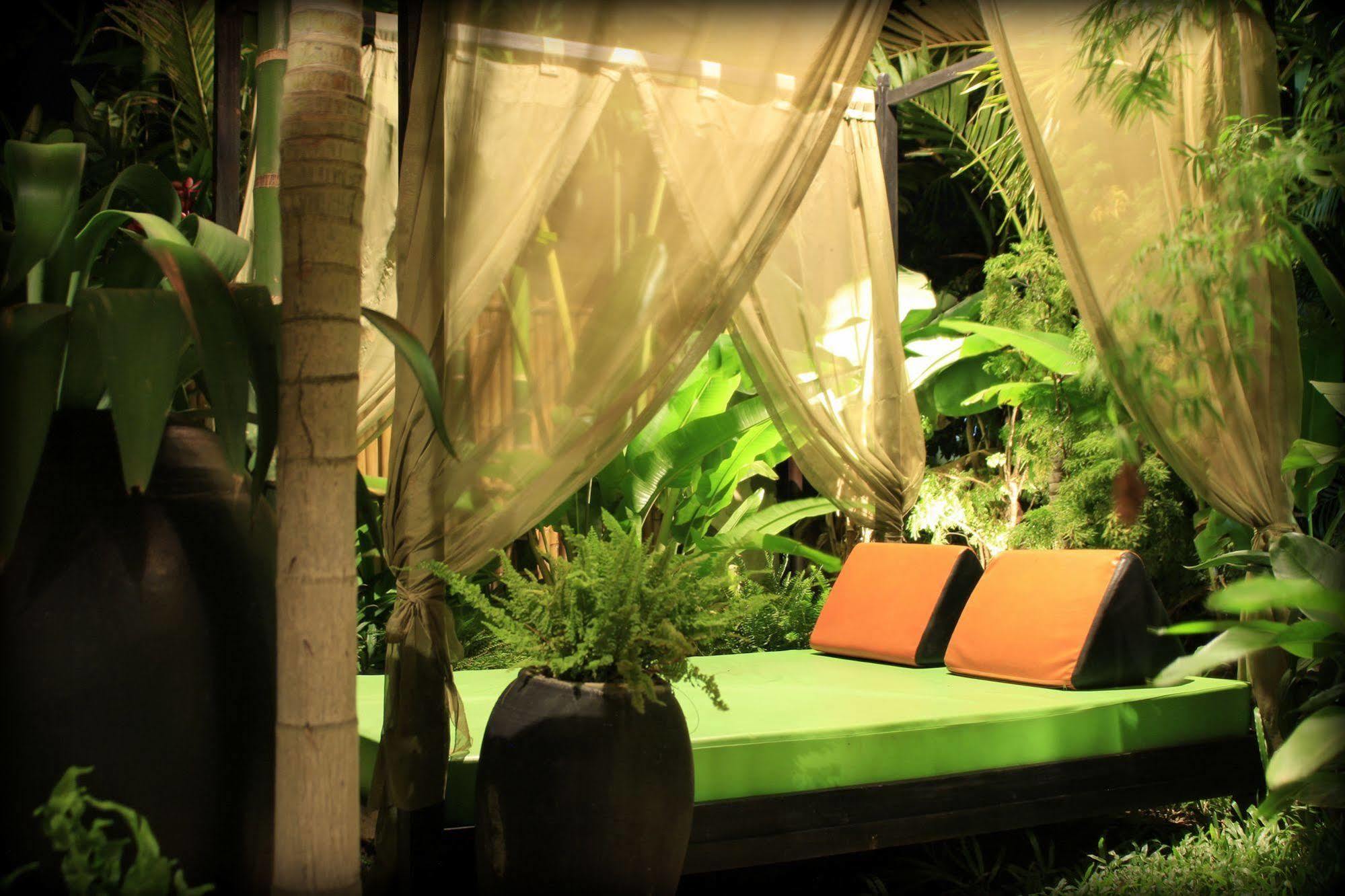Forest King Hotel II Siem Reap Exteriör bild