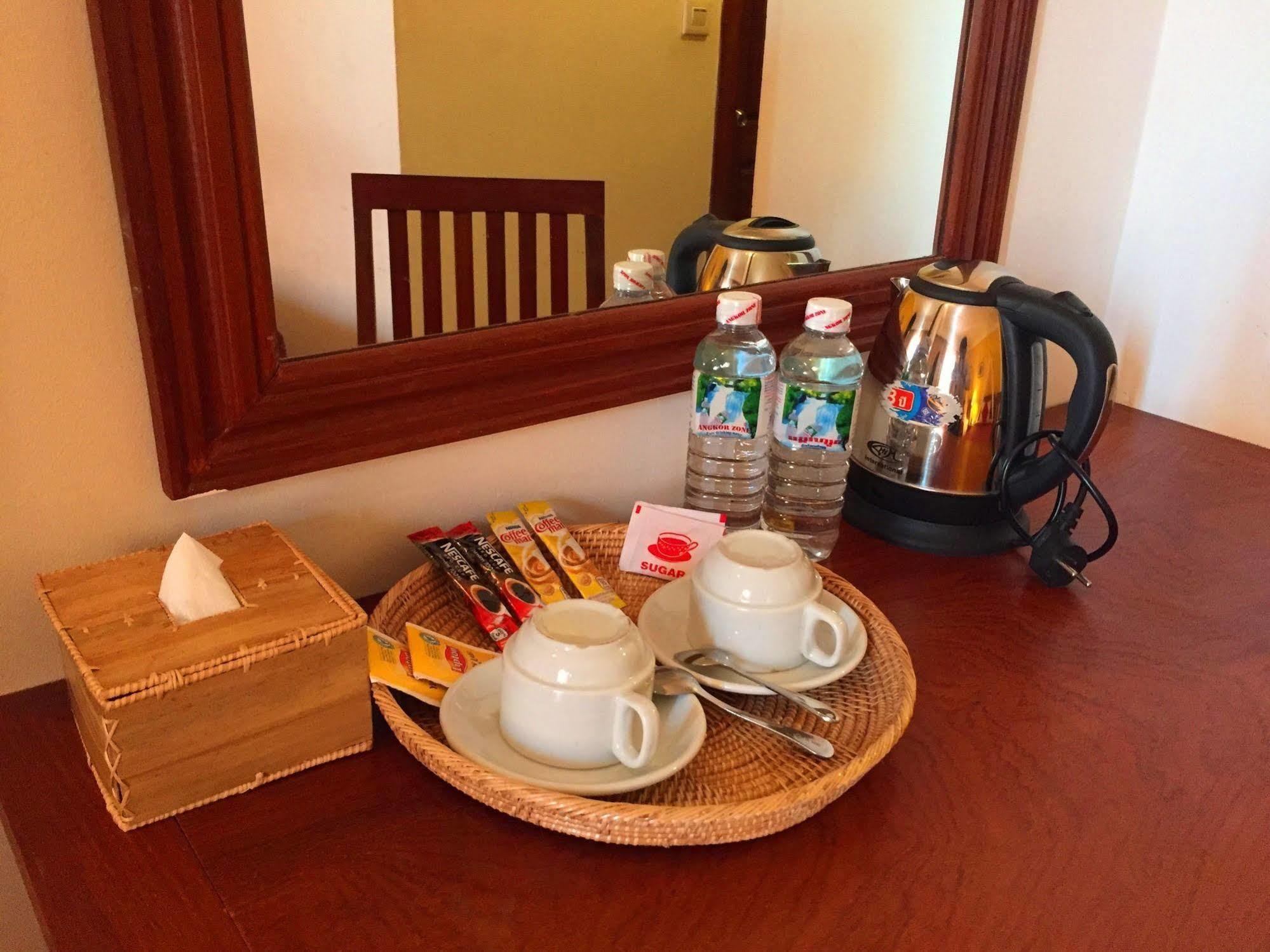 Forest King Hotel II Siem Reap Exteriör bild